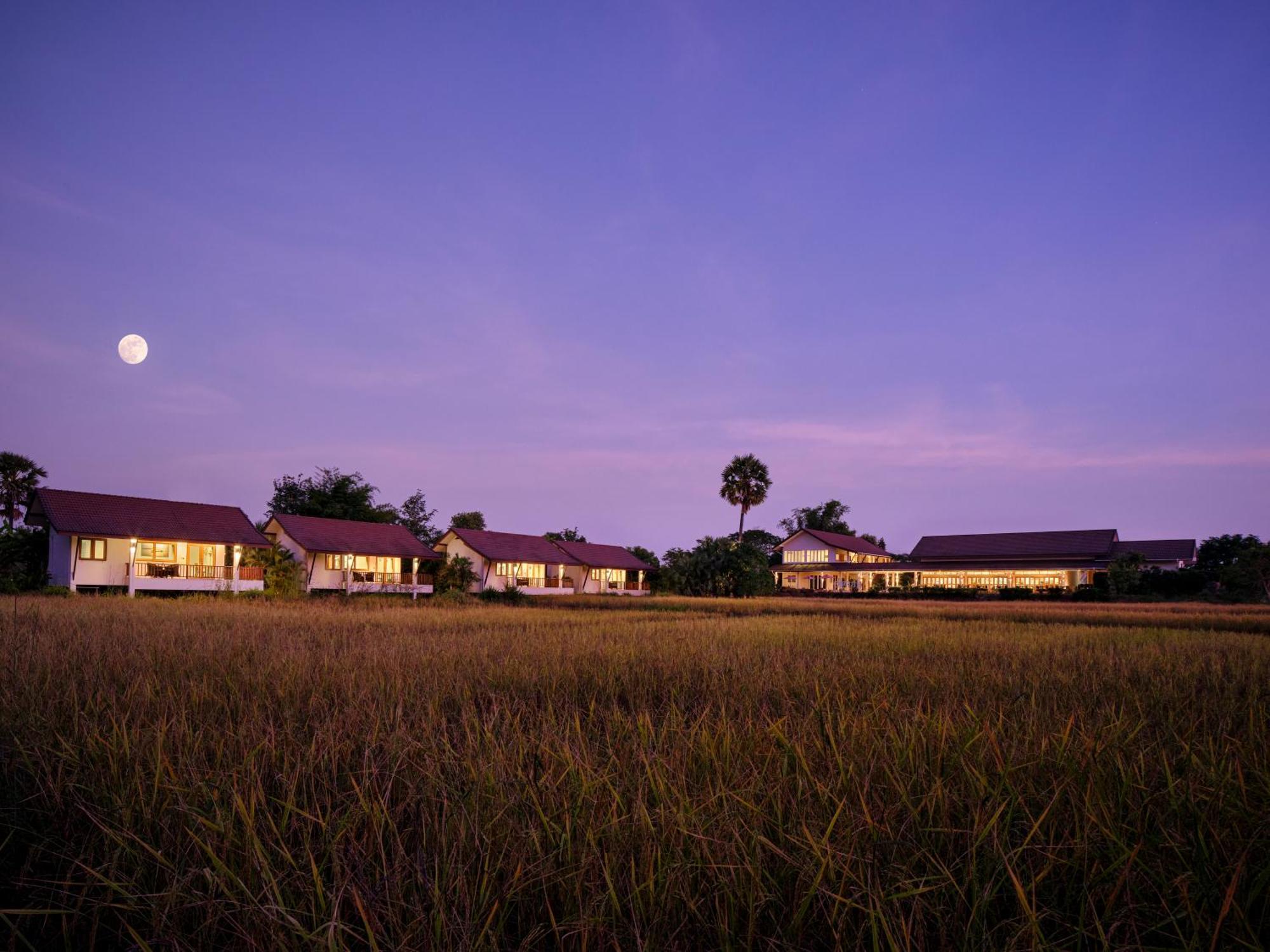 Pimali Resort & Training Centre Nong Khai Esterno foto